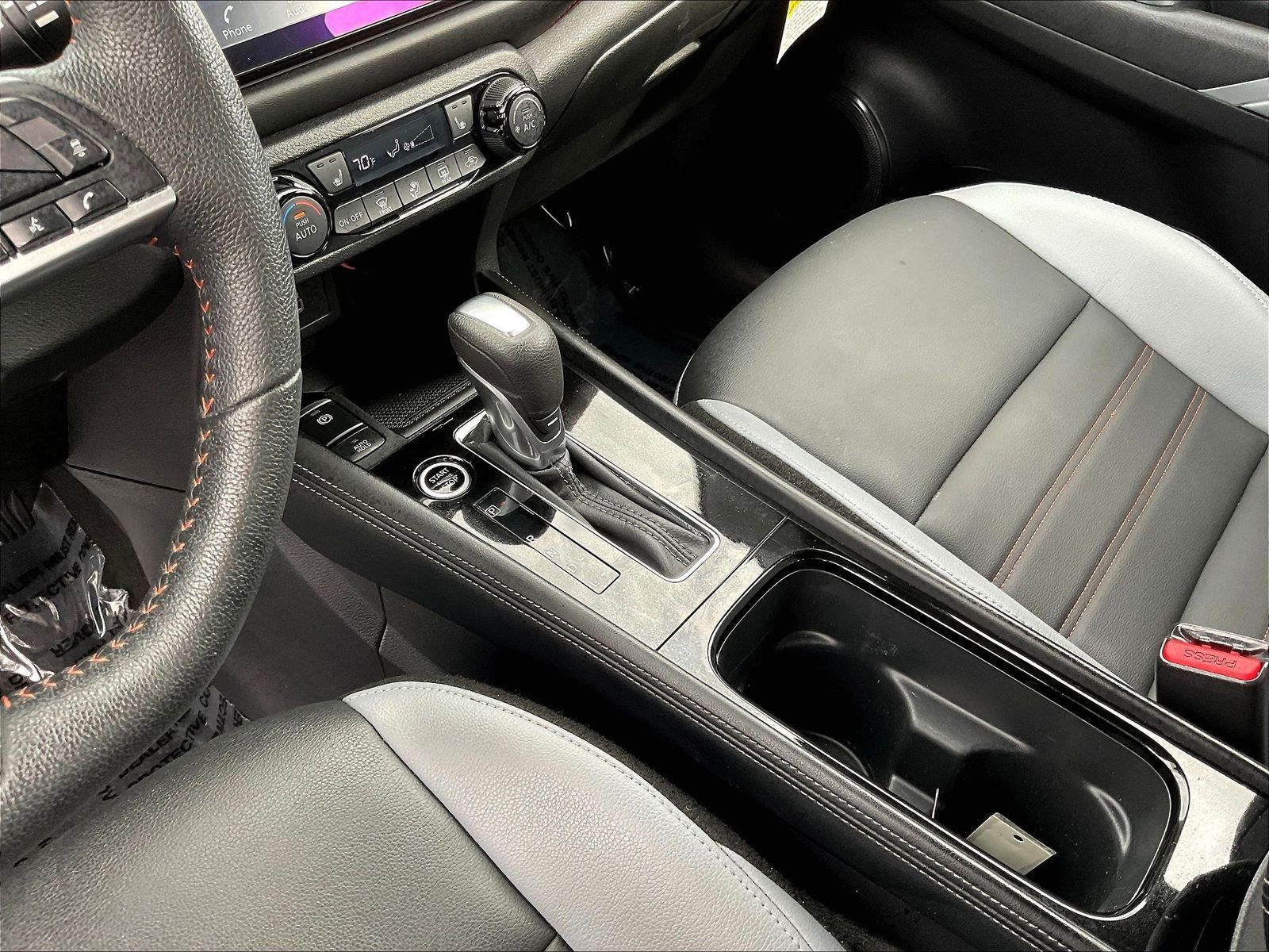 Certified 2024 Nissan Kicks SR w/ SR Premium Package FWD image 21