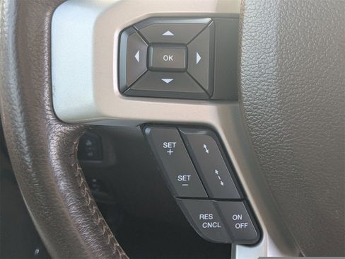 Used 2022 Ford F250 King Ranch w/ Chrome Package image 27