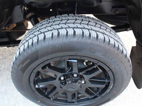 Used 2019 Toyota Tundra SR RWD image 9