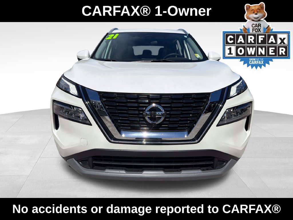 Used 2021 Nissan Rogue SV w/ Premium Package FWD image 2
