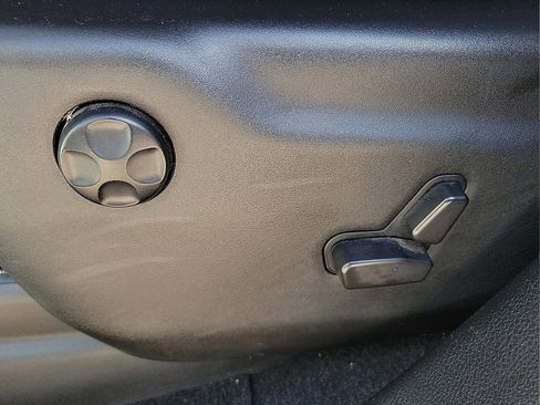 Used 2024 Dodge Durango GT image 13