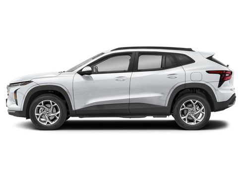 Certified 2025 Chevrolet Trax LT w/ Driver Confidence Package FWD image 44