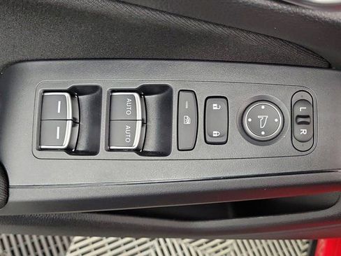 Used 2025 Honda Civic Sport image 19