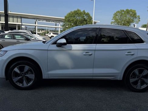 Used 2023 Audi Q5 2.0T Premium AWD/4WD image 11
