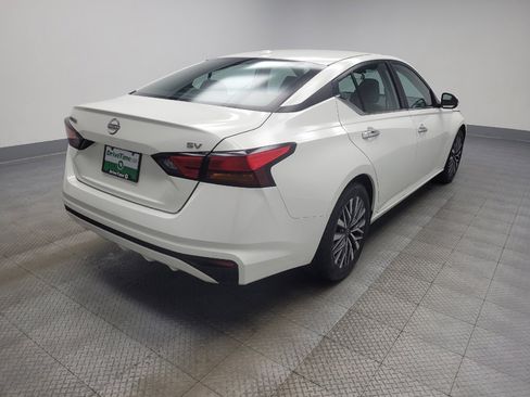 Used 2023 Nissan Altima 2.5 SV image 9