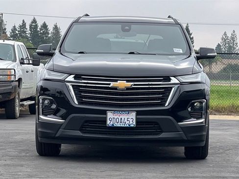 Used 2023 Chevrolet Traverse LT image 9