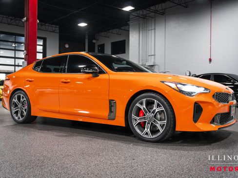 Used 2020 Kia Stinger GT2 image 7