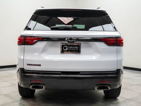 Used 2023 Chevrolet Traverse Premier w/ Redline Edition FWD image 9