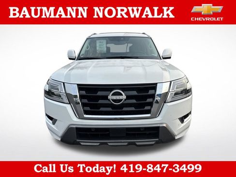 Used 2023 Nissan Armada SL w/ Captain's Chairs Package AWD/4WD image 7