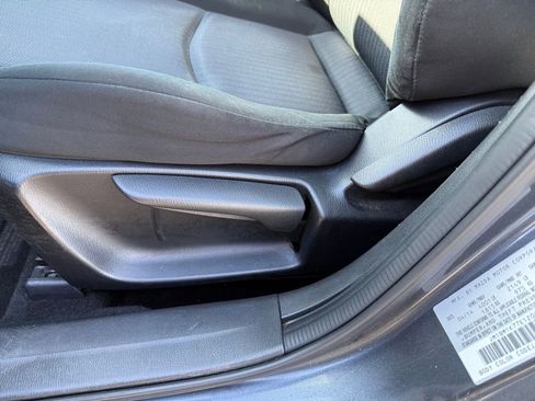 Used 2014 MAZDA MAZDA3 i Sport image 26