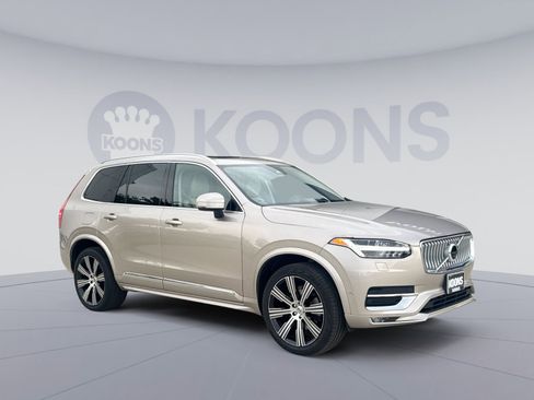 Used 2023 Volvo XC90 B6 Ultimate w/ Protection Package AWD/4WD image 10