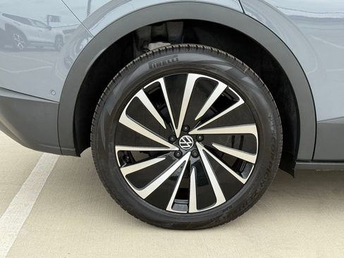 New 2026 Volkswagen ID.4 Pro AWD/4WD image 9