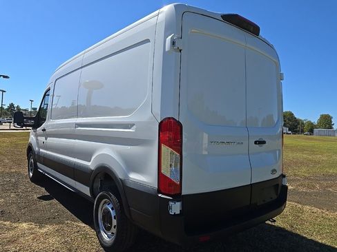 New 2025 Ford Transit 250 148 Medium Roof w/ Load Area Protection Package RWD image 4