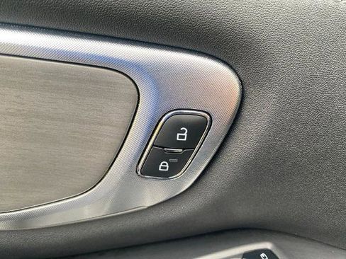 Certified 2025 Ford Expedition Platinum image 2