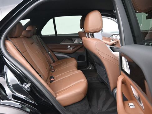 Used 2025 Mercedes-Benz GLE 350 4MATIC image 17