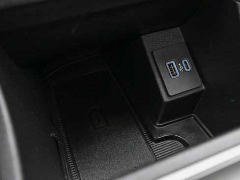 Used 2024 Ford Edge SEL w/ Convenience Package image 35