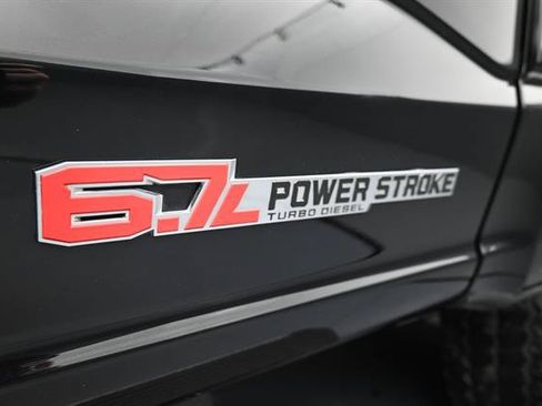Used 2025 Ford F350 Platinum w/ FX4 Off-Road Package AWD/4WD image 6