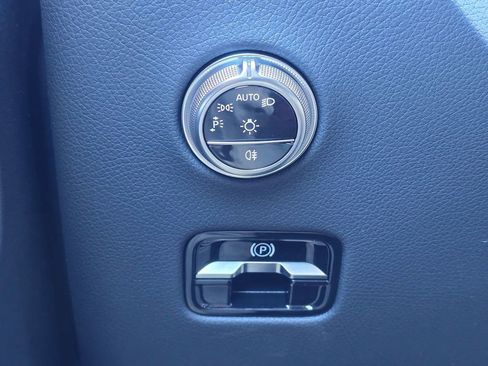 New 2026 Mercedes-Benz GLC 300 4MATIC image 33
