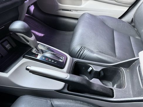 Used 2014 Honda Civic LX image 25