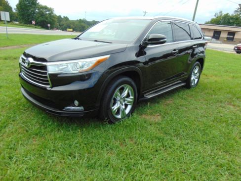 Used 2015 Toyota Highlander Limited FWD image 23
