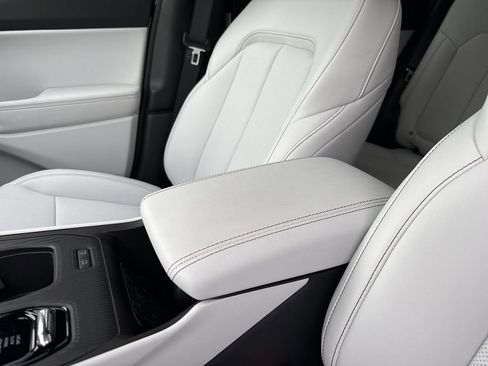 New 2026 Jeep Cherokee Limited AWD/4WD image 18