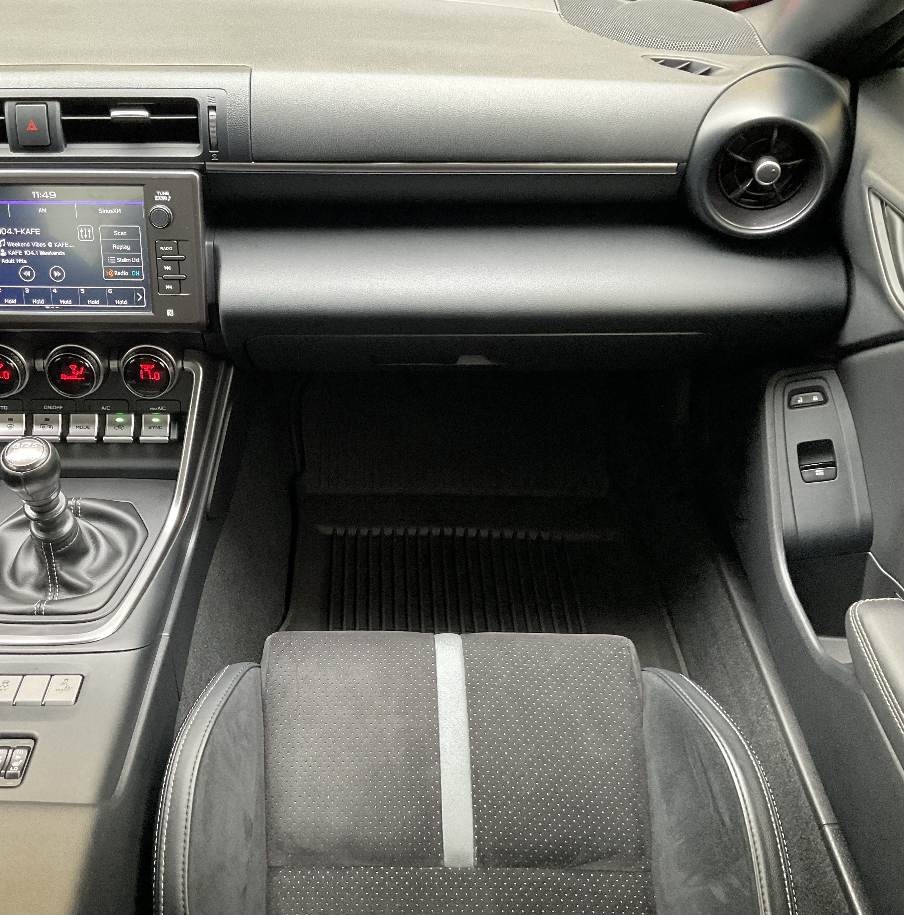 Used 2024 Toyota GR86 Premium RWD image 22