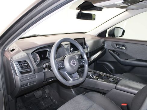 Used 2023 Nissan Rogue SV AWD/4WD image 21