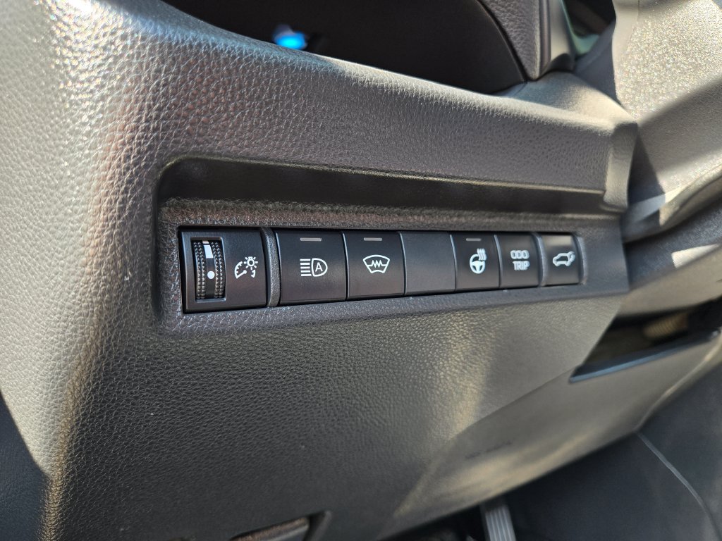 Used 2023 Toyota RAV4 XSE w/ Weather Package AWD/4WD image 18