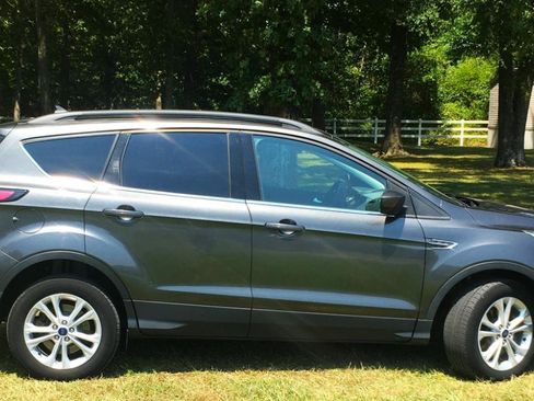 Used 2018 Ford Escape SEL AWD/4WD image 6