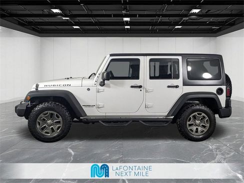 Used 2015 Jeep Wrangler Unlimited Rubicon w/ Connectivity Group image 2