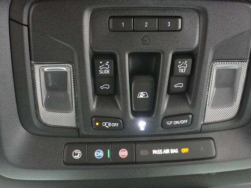 New 2026 Chevrolet Silverado 2500 High Country w/ High Country Premium Package AWD/4WD image 24