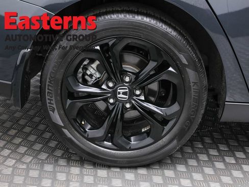 Used 2025 Honda Accord SE image 30