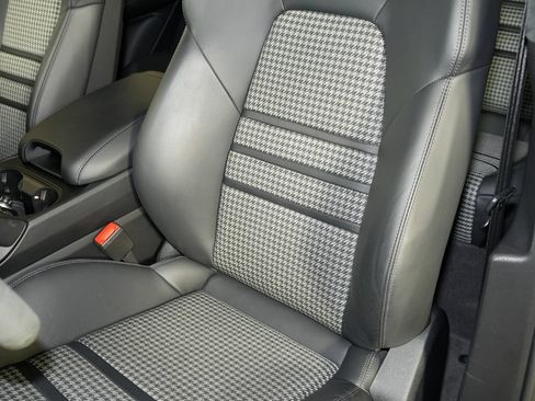Certified 2025 Porsche Cayenne GTS AWD/4WD image 22