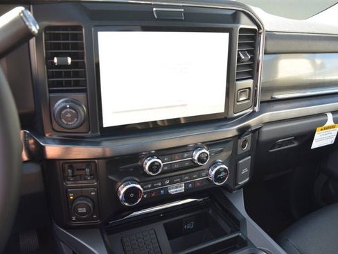 New 2026 Ford F350 Lariat w/ Black Appearance Package image 10