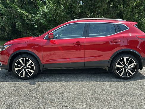 Certified 2018 Nissan Rogue Sport SL w/ SL Premium Package AWD/4WD image 28