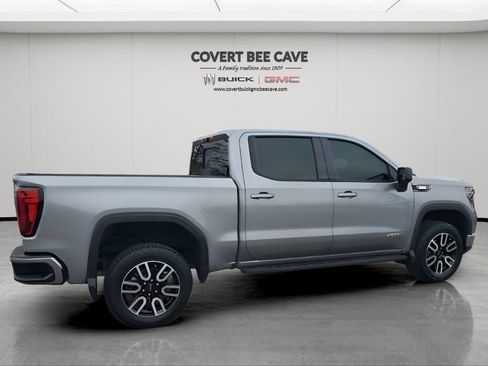 Used 2024 GMC Sierra 1500 AT4 w/ Technology Package image 10