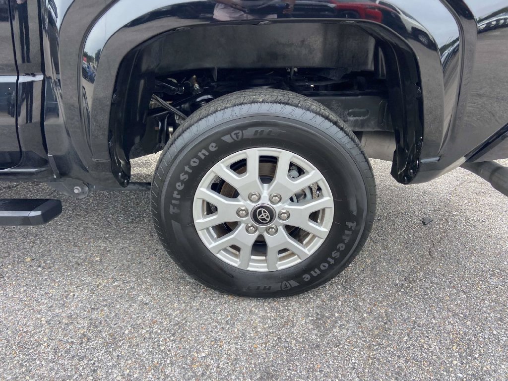Used 2025 Toyota Tacoma SR5 RWD image 8