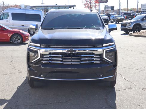 Used 2025 Chevrolet Tahoe Premier image 3