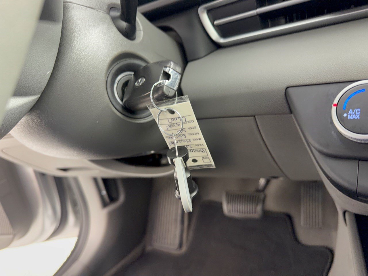 Used 2021 Hyundai Elantra SE FWD image 20