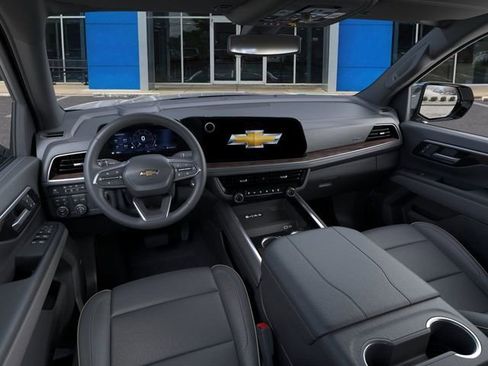 New 2026 Chevrolet Suburban Premier w/ Sun And Tow Package image 15