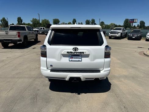 Used 2022 Toyota 4Runner TRD Sport AWD/4WD image 35