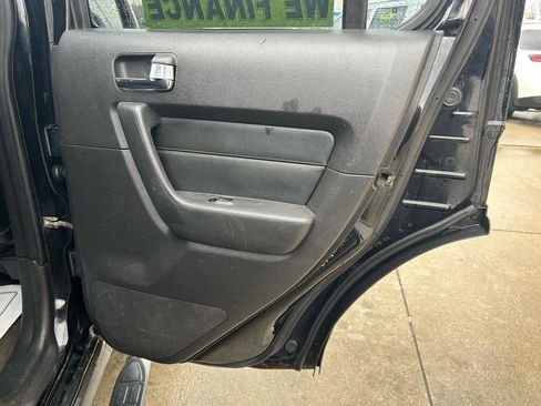 Used 2007 HUMMER H3 Adventure image 15