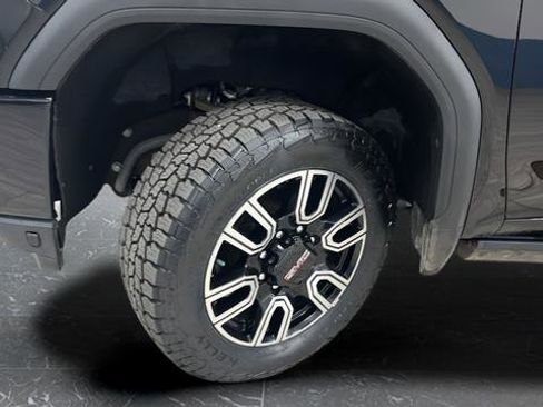 Used 2023 GMC Sierra 3500 AT4 w/ AT4 Preferred Package AWD/4WD image 38