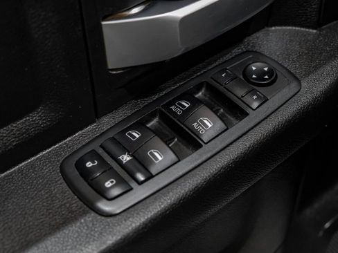 Used 2019 RAM 3500 Tradesman w/ Chrome Appearance Group AWD/4WD image 42
