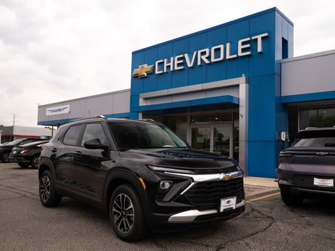 New 2026 Chevrolet TrailBlazer LT w/ Driver Confidence Package image 1