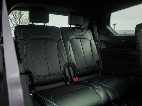 New 2026 Jeep Grand Cherokee L Limited AWD/4WD image 14