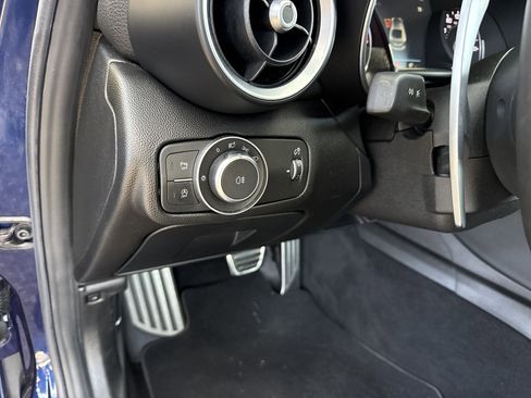 Used 2017 Alfa Romeo Giulia AWD w/ Sport Appearance Package image 34