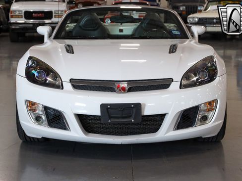 Used 2008 Saturn Sky Red Line image 3