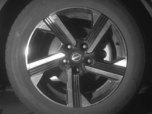 Used 2025 Nissan Sentra SV FWD image 10