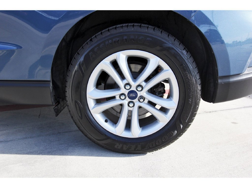 Used 2019 Ford Edge SEL w/ Equipment Group 201A FWD image 36